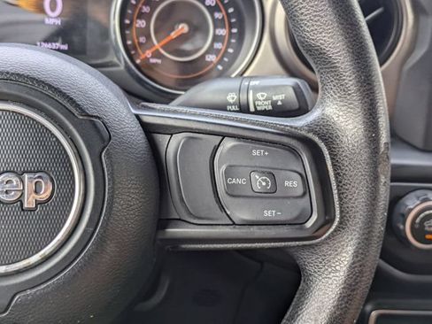 Used 2020 Jeep Wrangler Unlimited Sport AWD/4WD image 25
