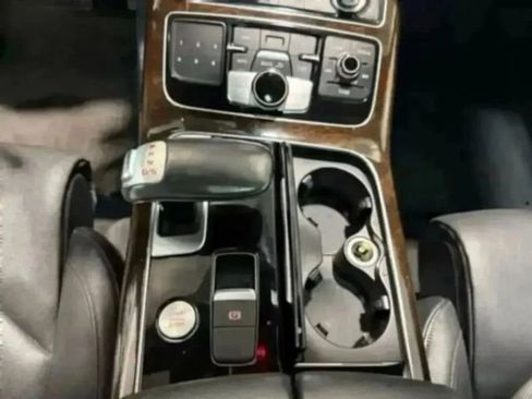 Used 2017 Audi A8 L 3.0T w/ Executive Package image 50