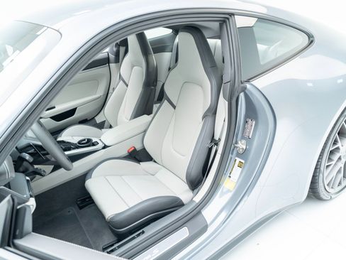Certified 2025 Porsche 911 Carrera S RWD image 5