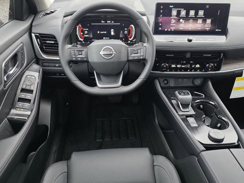 New 2026 Nissan Rogue Platinum AWD/4WD image 12