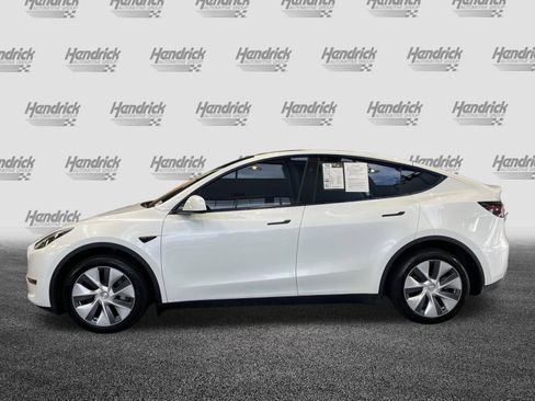 Used 2023 Tesla Model Y Long Range AWD/4WD image 7