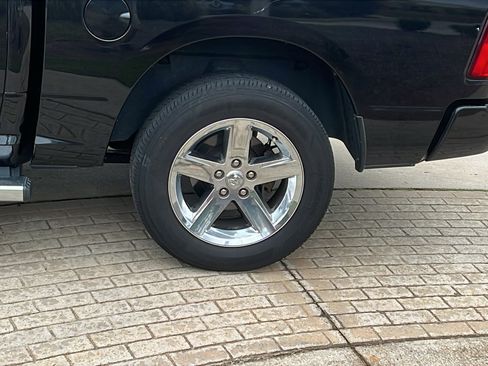 Used 2017 RAM 1500 Express image 12