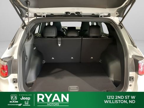 New 2026 Jeep Compass Limited AWD/4WD image 14