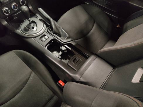 Used 2013 MAZDA MX-5 Miata Club image 26