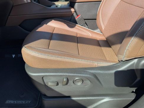 Used 2024 Chevrolet Tahoe High Country w/ Premium Package 2 image 26