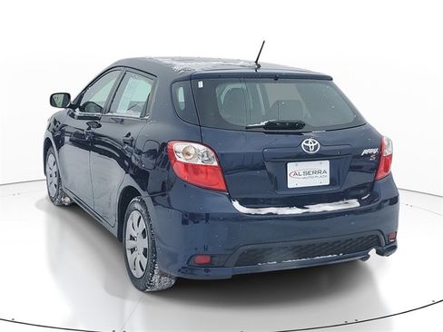 Used 2013 Toyota Matrix L image 3