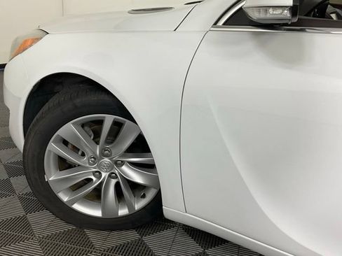 Used 2016 Buick Regal Premium FWD image 40