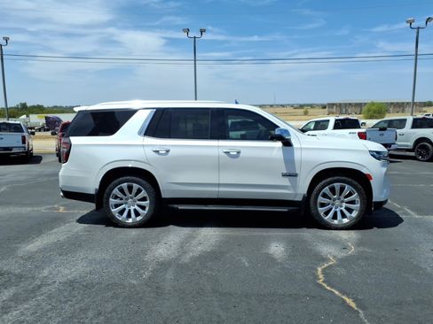 Used 2022 Chevrolet Tahoe Premier w/ Texas Edition RWD image 4