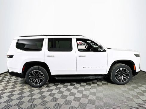 New 2026 Jeep Grand Wagoneer 4WD w/ Premium Group I image 8