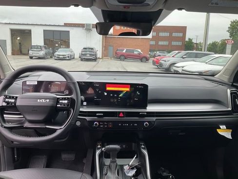 New 2026 Kia Sorento EX image 3