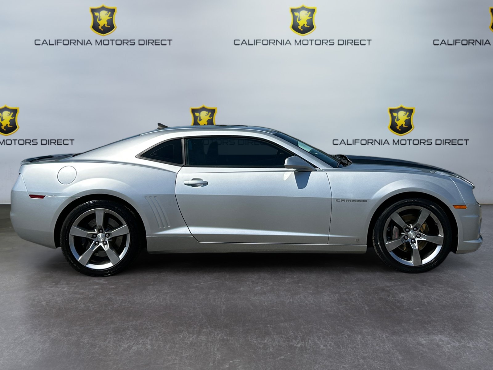 Used 2010 Chevrolet Camaro SS w/ RS Package RWD image 6