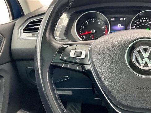 Used 2019 Volkswagen Tiguan SE w/ Panoramic Sunroof Package image 21