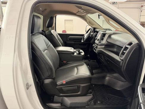 Used 2019 RAM 2500 Tradesman AWD/4WD image 25