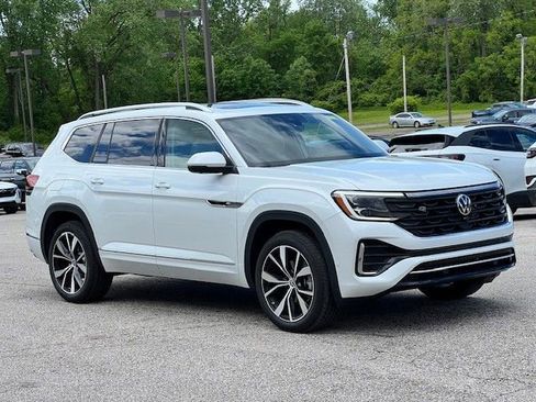 New 2026 Volkswagen Atlas SEL Premium R-Line image 2