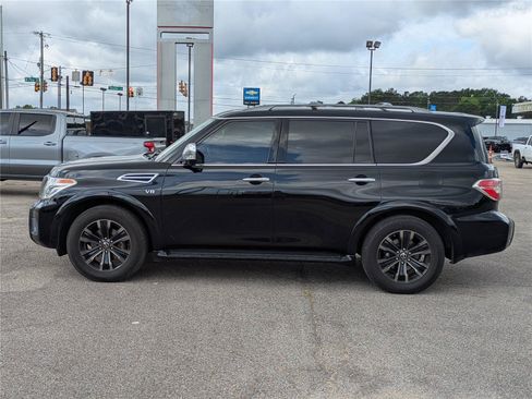 Used 2019 Nissan Armada Platinum w/ Captain's Chairs Package RWD image 8