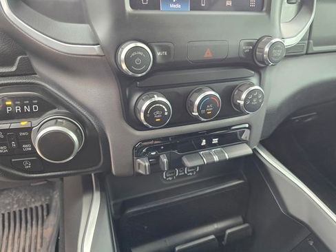 Used 2011 Chevrolet Cruze LT FWD image 19