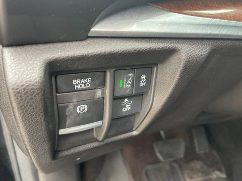 Used 2018 Acura MDX SH-AWD w/ Technology Package image 21