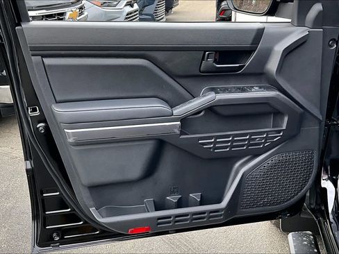 New 2026 Toyota Tacoma SR5 AWD/4WD image 10
