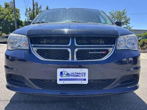 Used 2014 Dodge Grand Caravan SE w/ Quick Order Package 29E SE FWD image 16