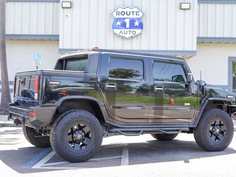 Used 2005 HUMMER H2 SUT w/ Preferred Equipment Group AWD/4WD image 3