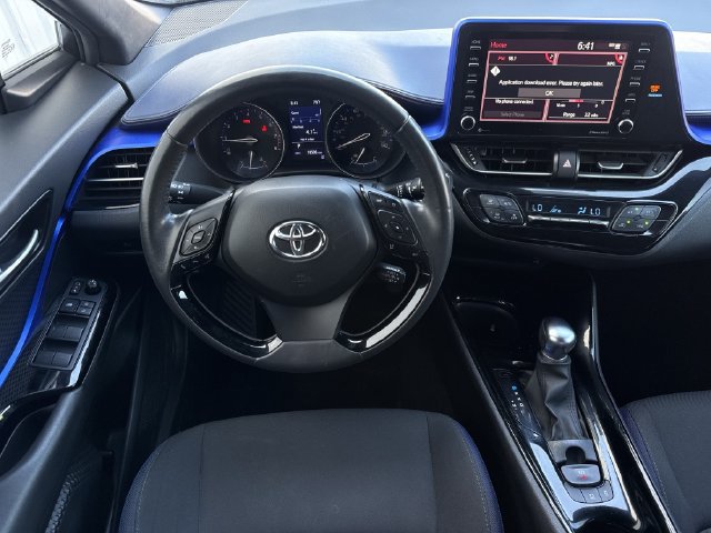 Used 2020 Toyota C-HR XLE FWD image 12