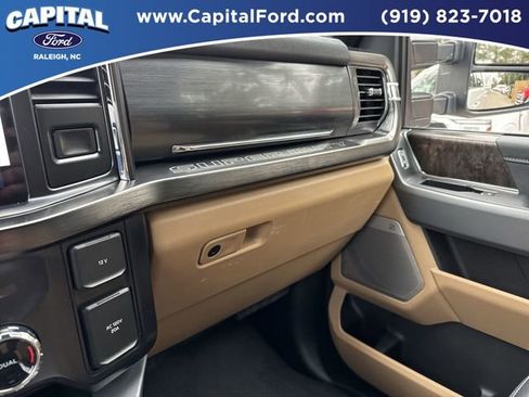 Certified 2024 Ford F250 Lariat w/ Lariat Ultimate Package image 27