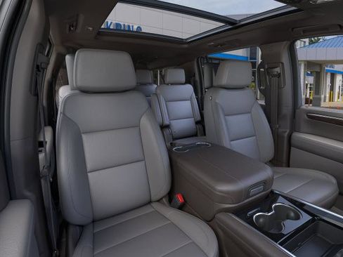 New 2026 Chevrolet Suburban Z71 AWD/4WD image 40