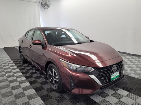 Used 2024 Nissan Sentra SV FWD image 13
