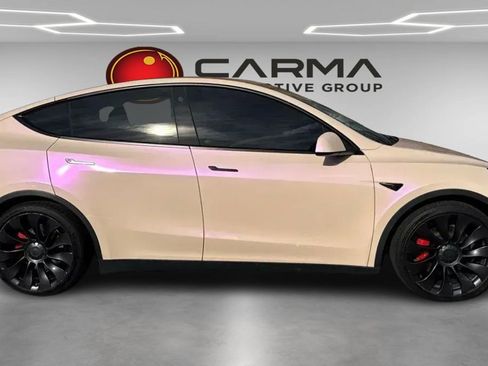 Used 2022 Tesla Model Y Performance image 6