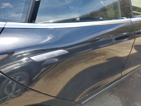 Used 2015 Tesla Model S AWD image 7