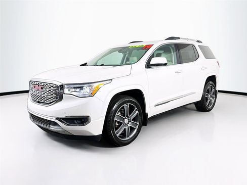 Used 2019 GMC Acadia Denali w/ Technology Package image 3