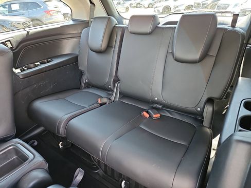 Used 2023 Honda Odyssey Touring image 13