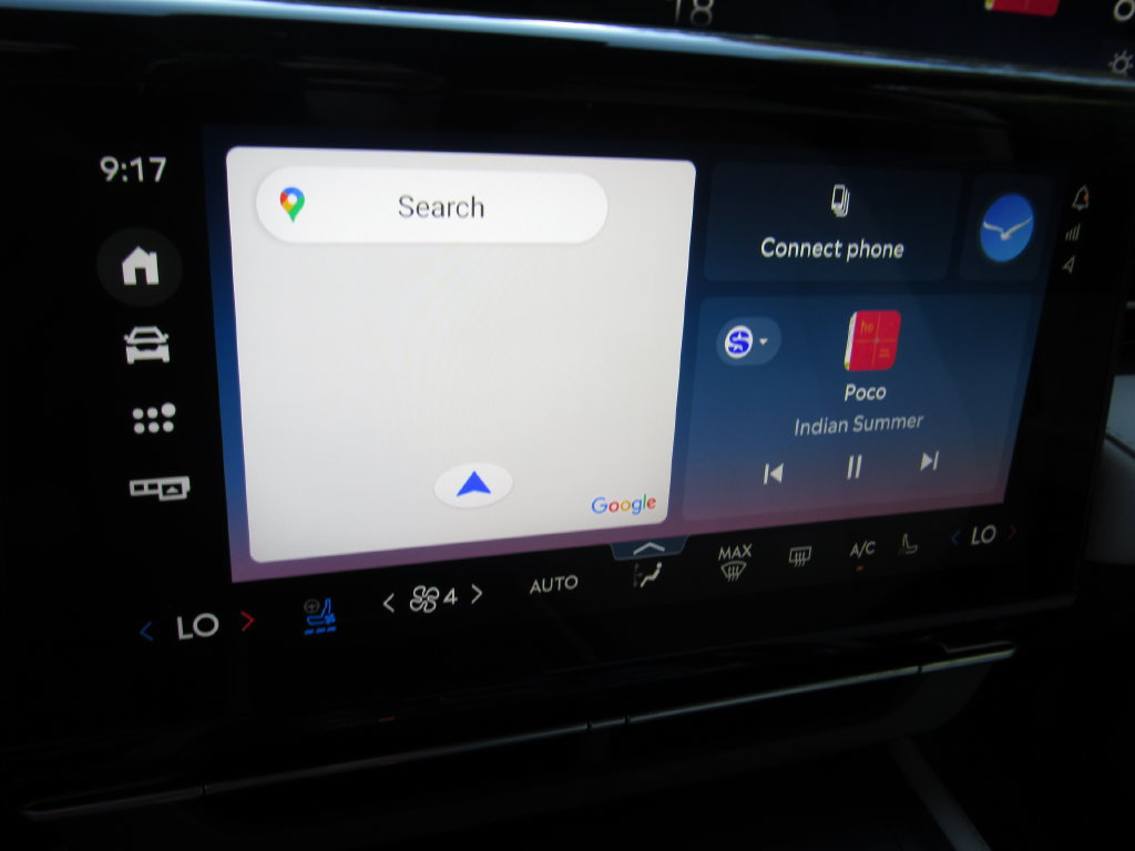 Used 2024 Lincoln Nautilus Premier AWD/4WD image 25