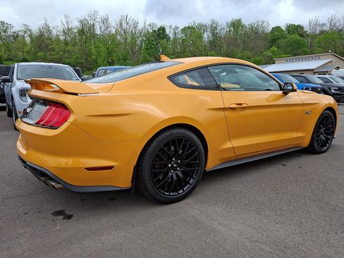 Used 2022 Ford Mustang GT Premium w/ GT Performance Package RWD image 11