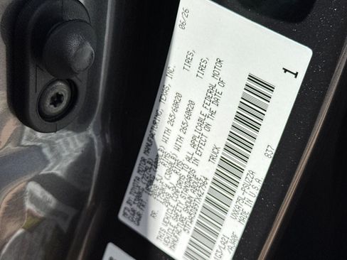 New 2026 Toyota Tundra Platinum AWD/4WD image 34