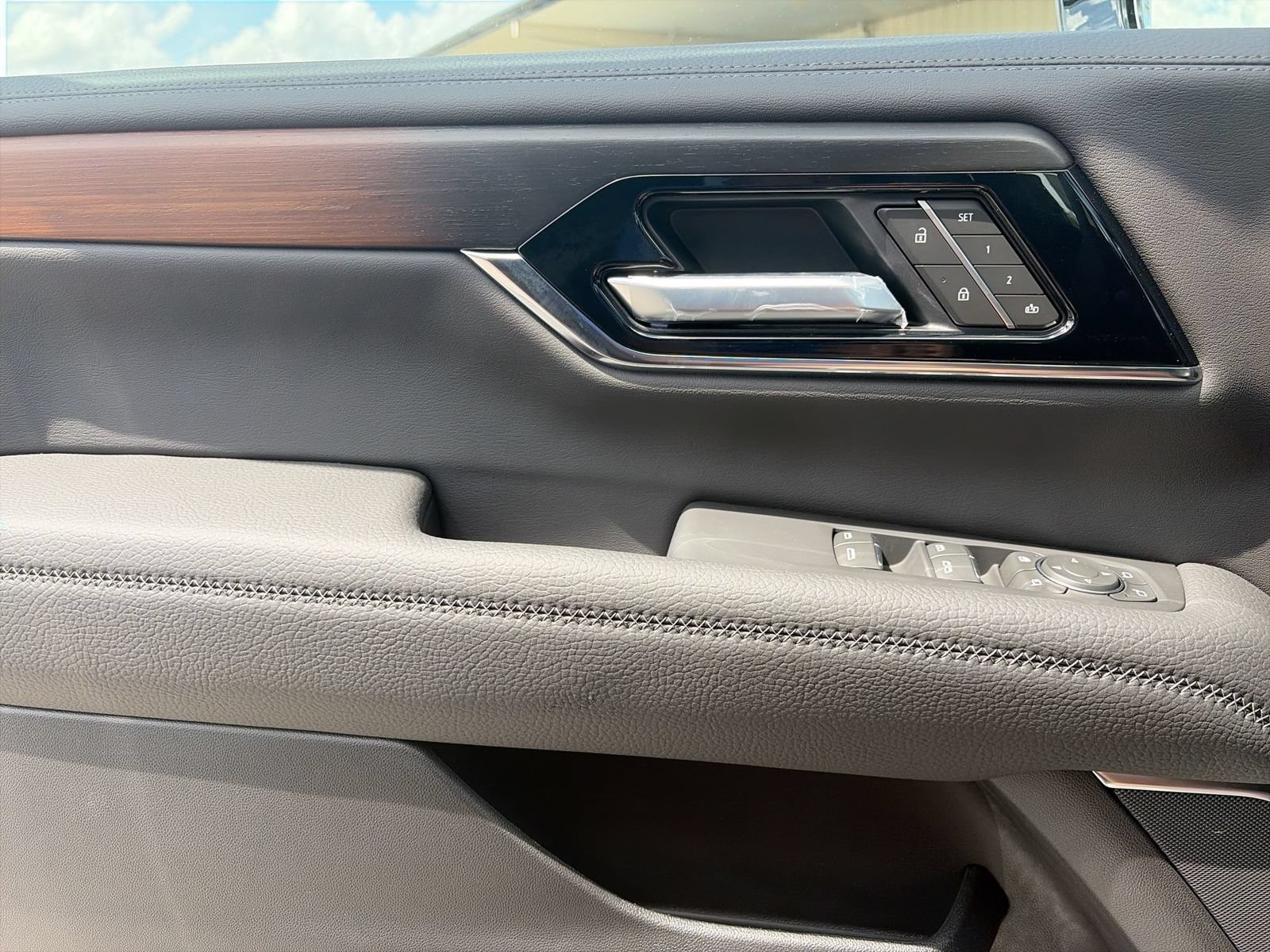 New 2026 GMC Yukon Denali RWD image 61