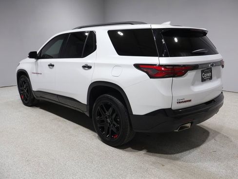 Used 2023 Chevrolet Traverse Premier w/ Redline Edition image 5