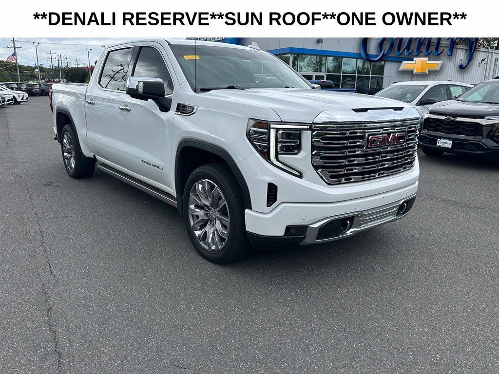 Used 2023 GMC Sierra 1500 Denali w/ Denali Reserve Package AWD/4WD image 1
