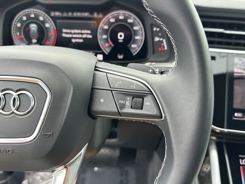 Used 2026 Audi Q8 Premium Plus AWD/4WD image 35