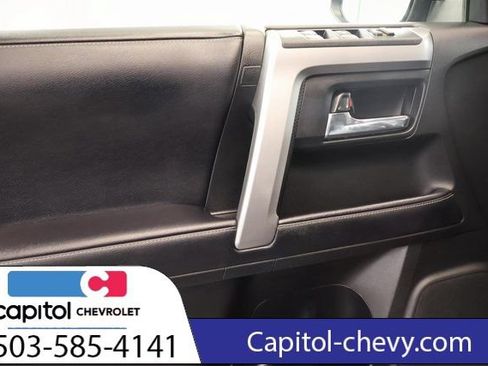 Used 2021 Toyota 4Runner SR5 Premium w/ Moonroof Package AWD/4WD image 11