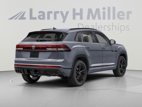 New 2026 Volkswagen Atlas Cross Sport SEL R-Line AWD/4WD image 2
