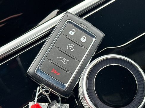 Used 2024 Jeep Grand Cherokee L Altitude image 37