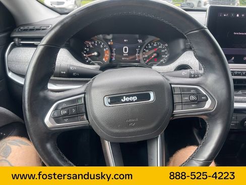 Used 2022 Jeep Compass Latitude AWD/4WD image 11