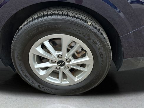 Used 2024 Kia Carnival LX FWD image 30