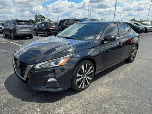 Used 2021 Nissan Altima 2.5 SR FWD image 4