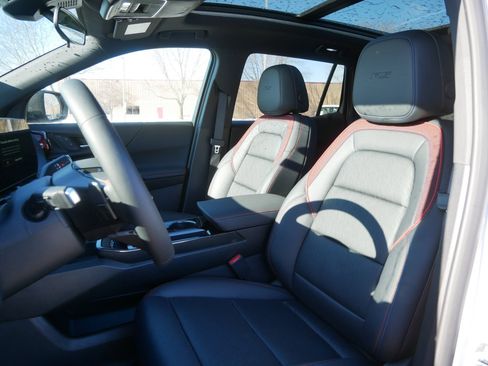 New 2026 Chevrolet Equinox RS w/ Convenience Package III image 6