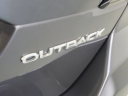 Used 2025 Subaru Outback Premium w/ Popular Package #1A AWD/4WD image 9