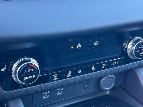 New 2026 Mitsubishi Outlander SE image 22