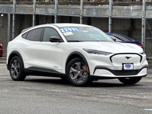 Certified 2023 Ford Mustang Mach-E Select image 2