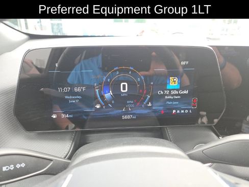 Used 2026 Chevrolet Equinox LT w/ Convenience Package II FWD image 12